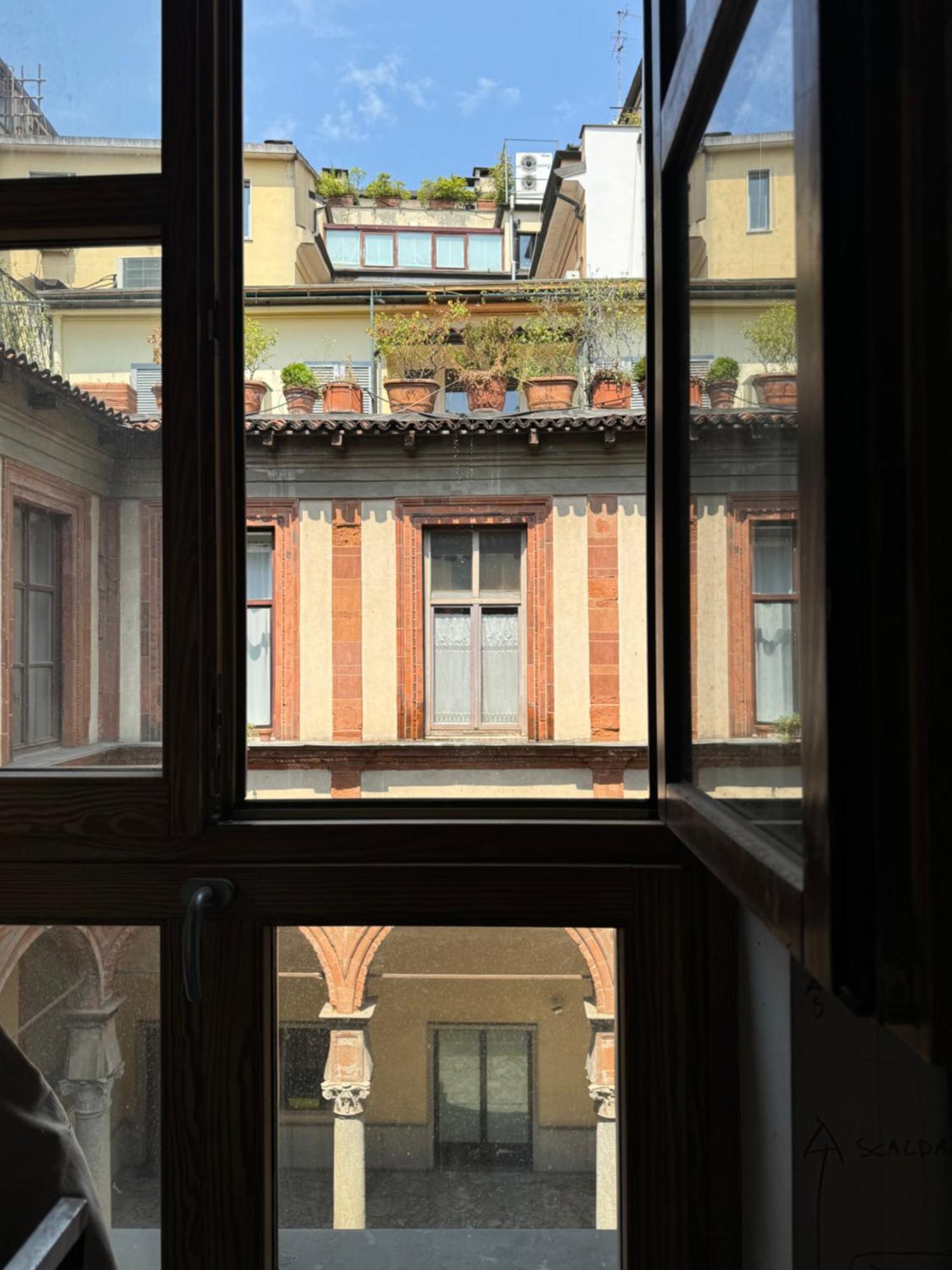 Free 30 Minutes Preemptive Cognitive Disconnect Therapy Price Location Real Duomo Palace Mini Suite มิลาน ภายนอก รูปภาพ